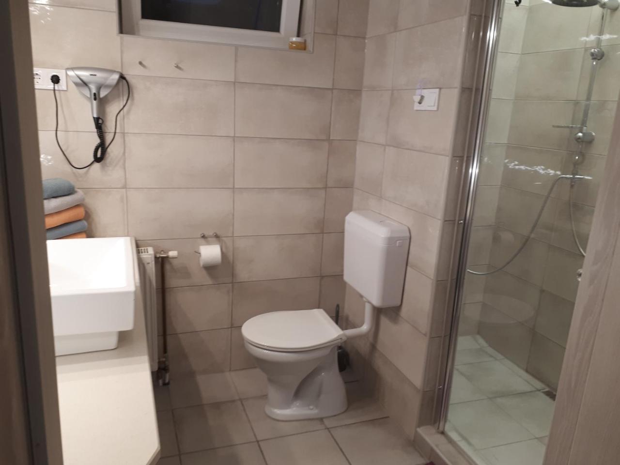 Kertvarosi Apartman II Tiszaújváros Exteriér fotografie