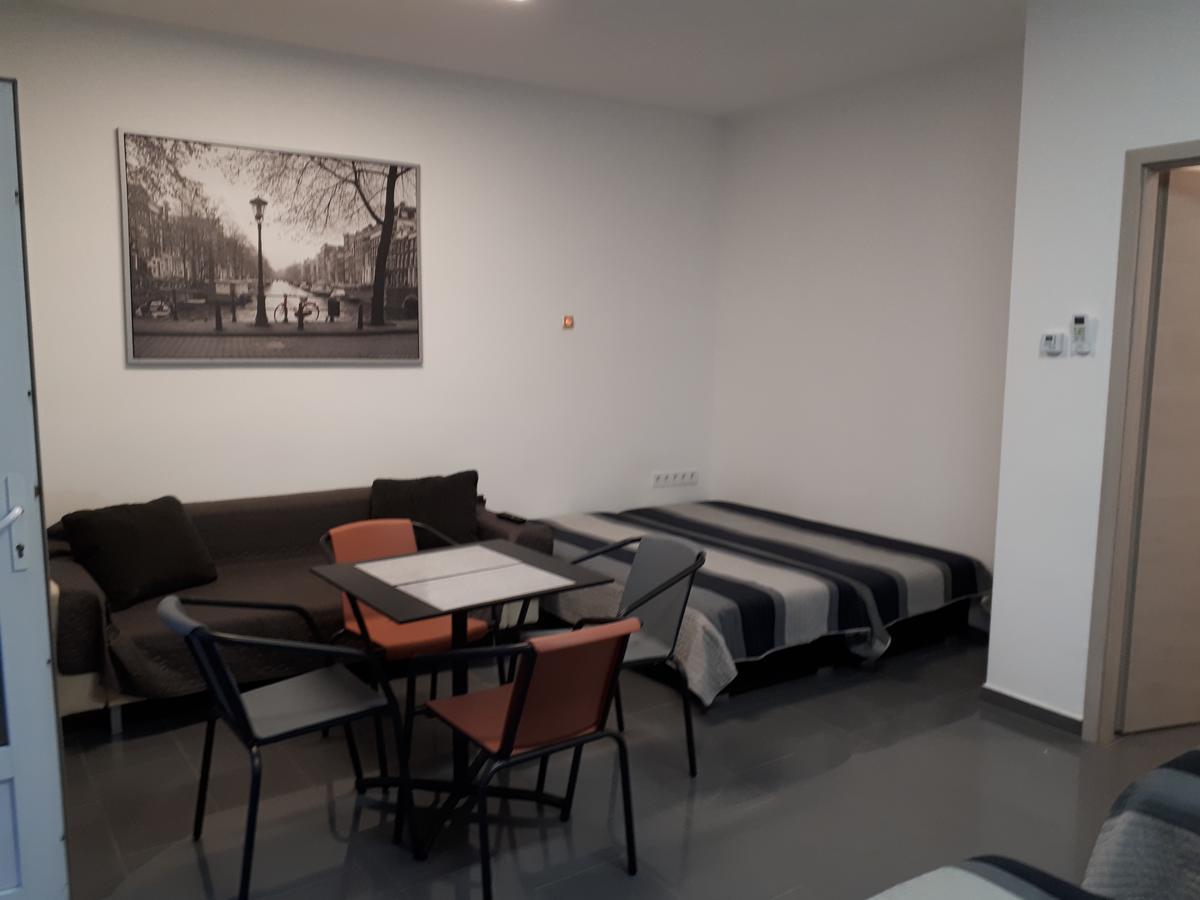 Kertvarosi Apartman II Tiszaújváros Exteriér fotografie